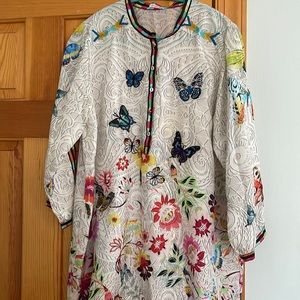 Beautiful butterfly and embroiled tunic by Johnny Was. Silk material.